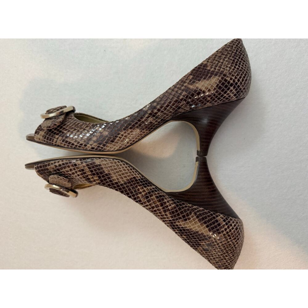 Anne Klein Roselyn 3” Heels Pumps Tan Brown Leather Snakeskin Buckle Peep Toe 9M - Picture 9 of 11